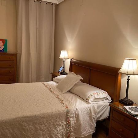 Lovely 2 Bedrooms Apartment Main Square Plasencia Dış mekan fotoğraf