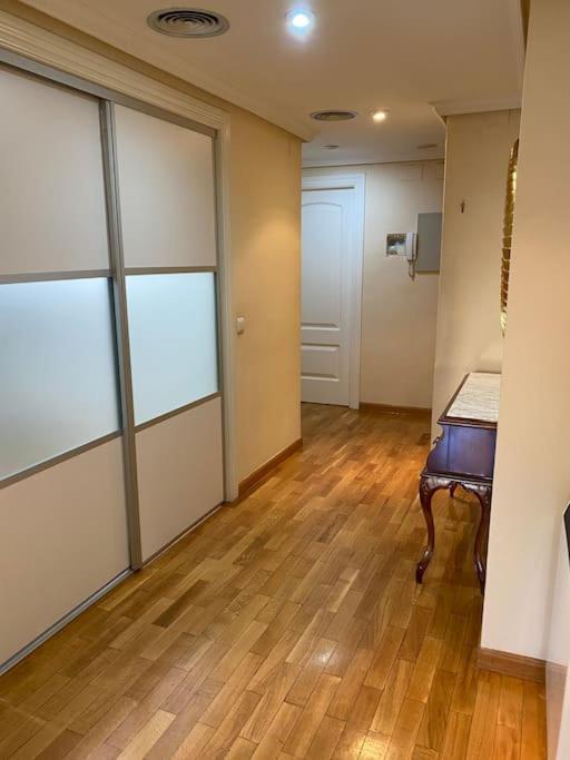 Lovely 2 Bedrooms Apartment Main Square Plasencia Dış mekan fotoğraf