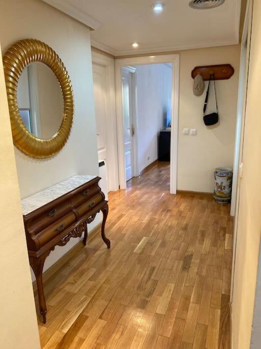 Lovely 2 Bedrooms Apartment Main Square Plasencia Dış mekan fotoğraf