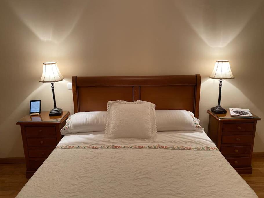 Lovely 2 Bedrooms Apartment Main Square Plasencia Dış mekan fotoğraf