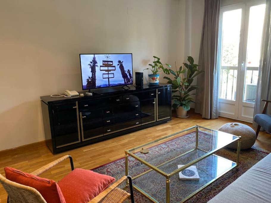 Lovely 2 Bedrooms Apartment Main Square Plasencia Dış mekan fotoğraf